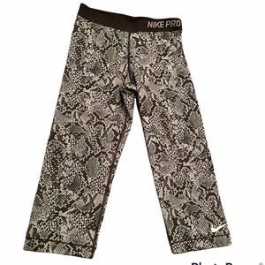 Nike Pro Black/Grey Yoga Pants Size Medium
